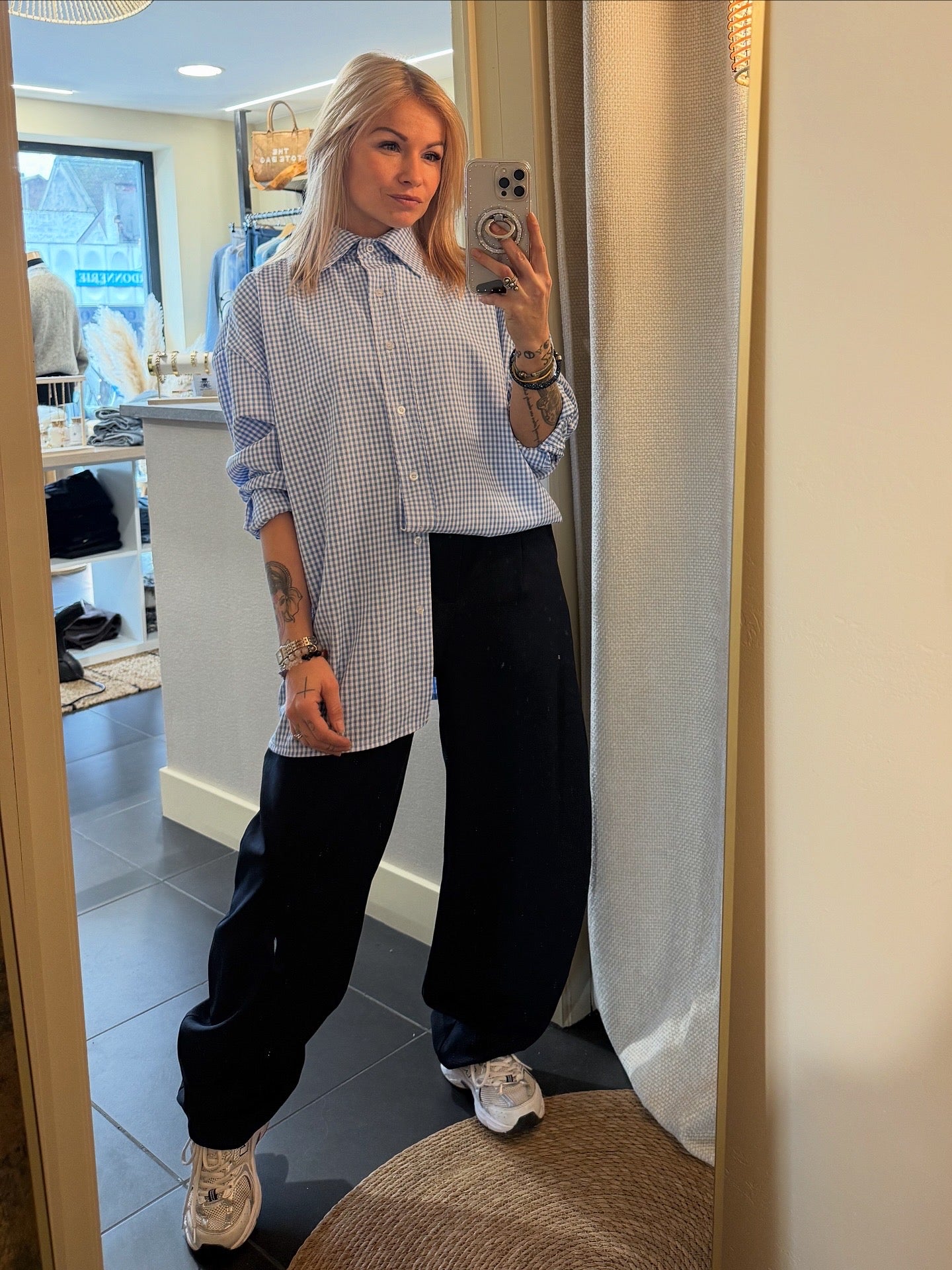 La chemise MAISON 222