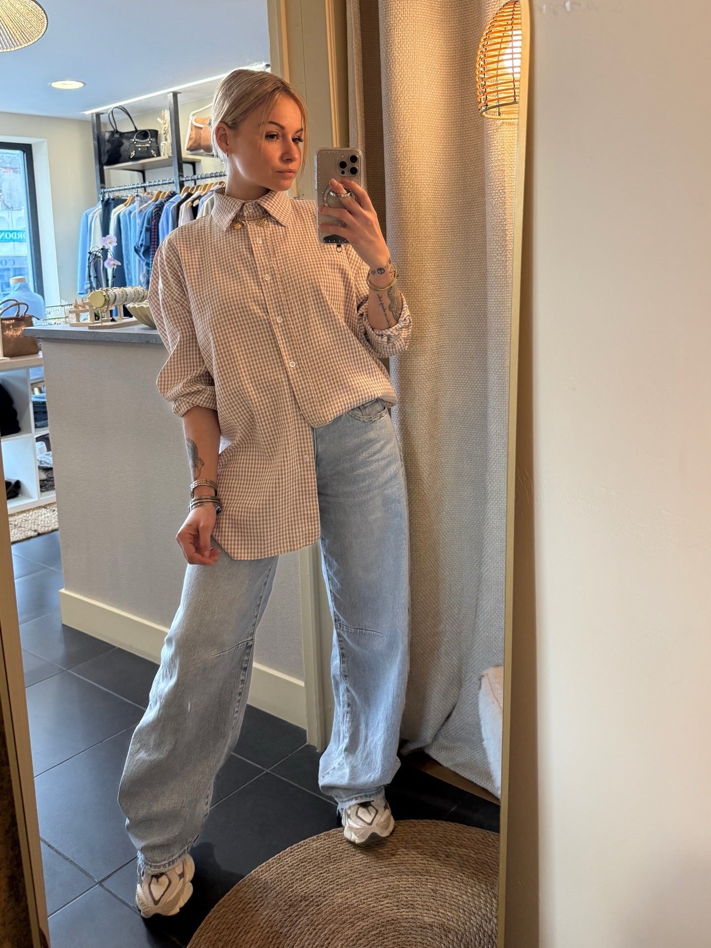 La chemise MAISON 222