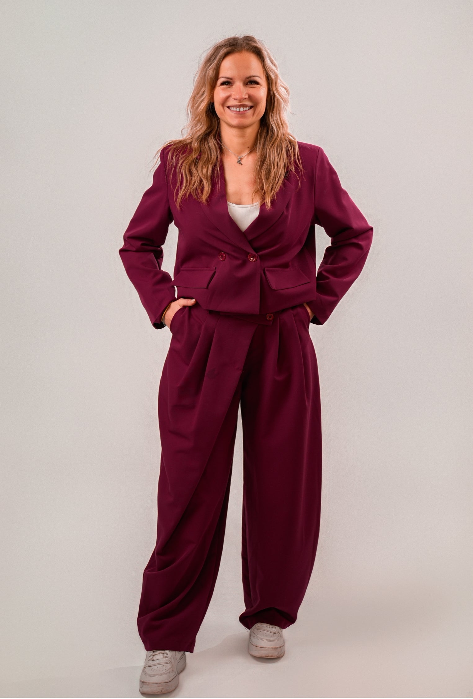Pantalon de tailleur bordeaux